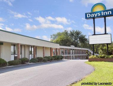 Days Inn By Wyndham Bedford Eksteriør bilde